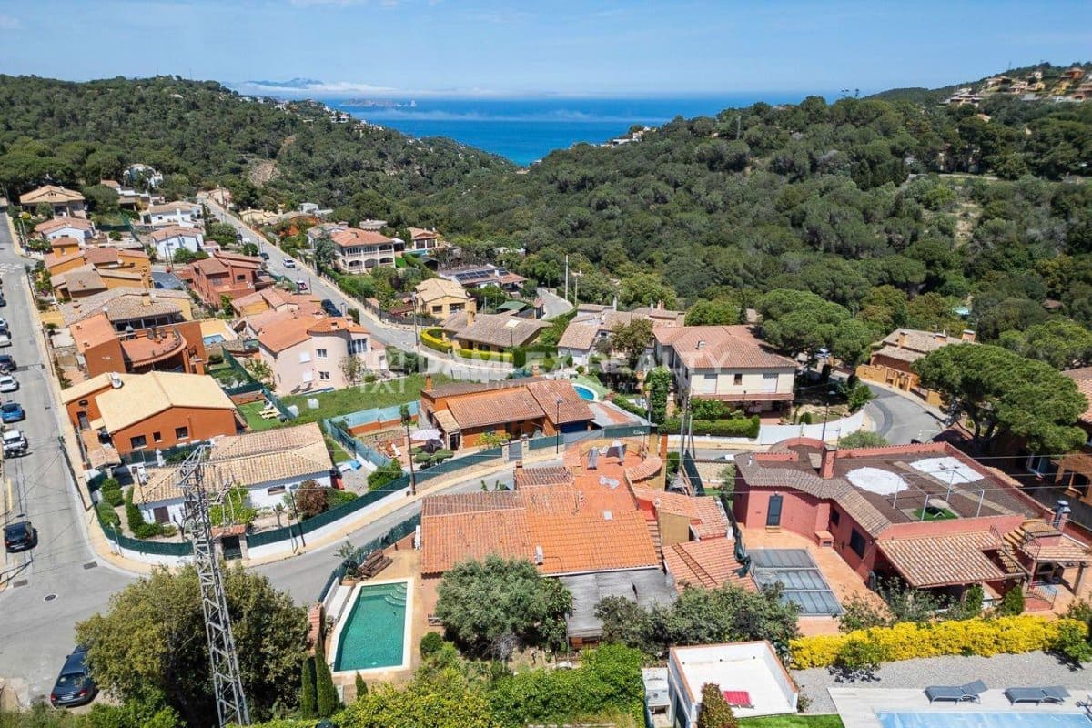 5 slaapkamer Villa te koop in Begur met zwembad garage - € 640.000 (Ref: 8298468)