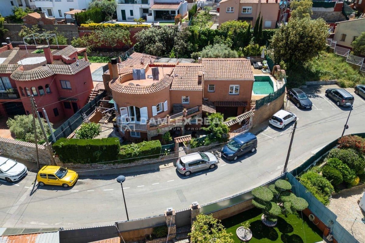 5 slaapkamer Villa te koop in Begur met zwembad garage - € 640.000 (Ref: 8298468)