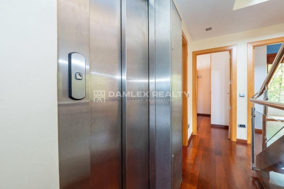 7 soveværelse Villa til salg i Blanes med swimmingpool garage - € 850.000 (Ref: 8306057)