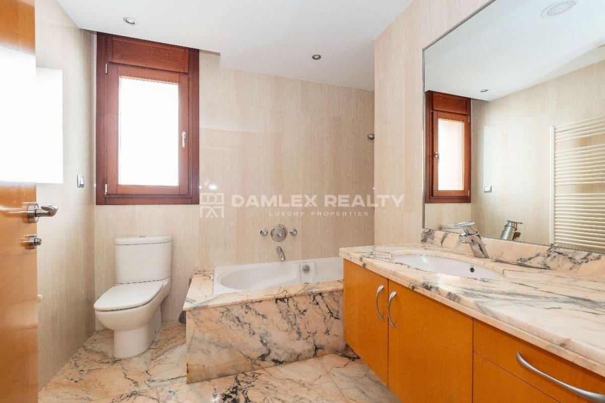 7 soveværelse Villa til salg i Blanes med swimmingpool garage - € 850.000 (Ref: 8306057)