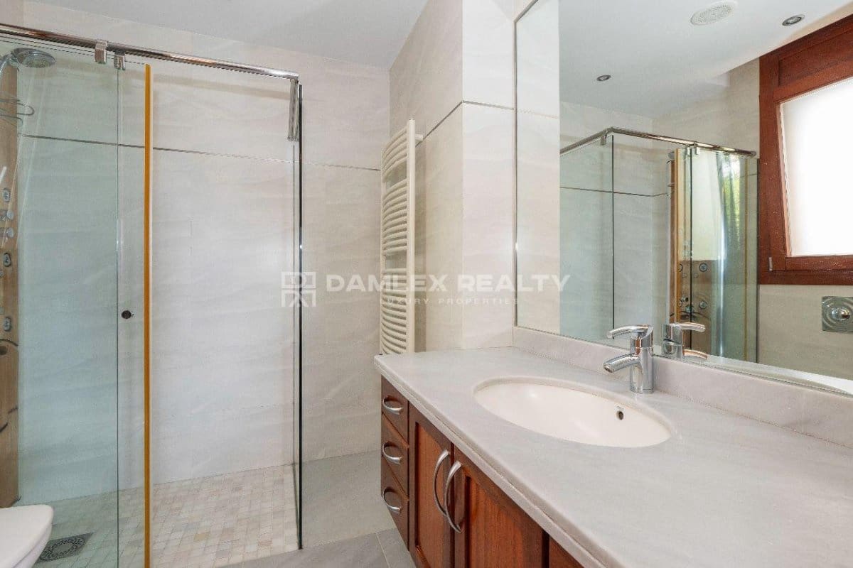 7 soveværelse Villa til salg i Blanes med swimmingpool garage - € 850.000 (Ref: 8306057)