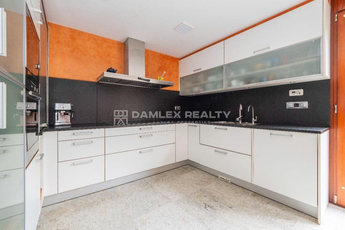 7 soveværelse Villa til salg i Blanes med swimmingpool garage - € 850.000 (Ref: 8306057)