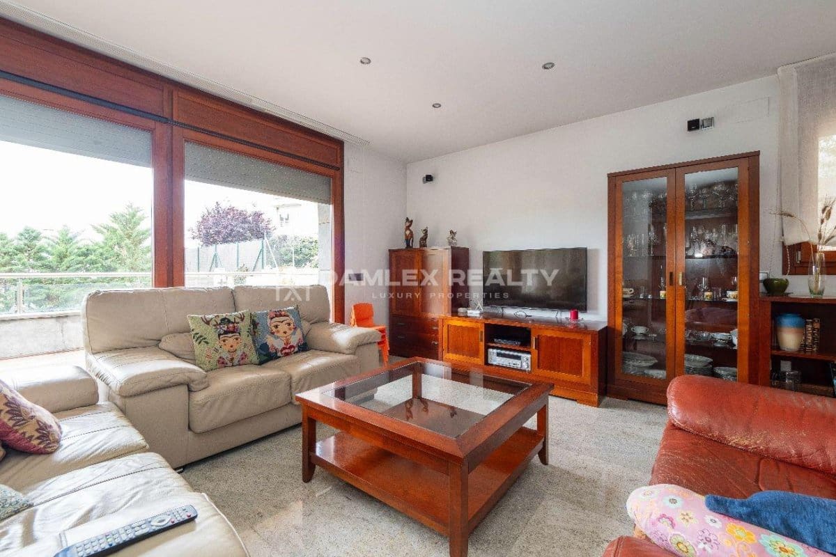 7 soveværelse Villa til salg i Blanes med swimmingpool garage - € 850.000 (Ref: 8306057)