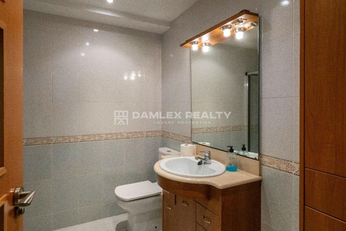 7 soveværelse Villa til salg i Blanes med swimmingpool garage - € 850.000 (Ref: 8306057)