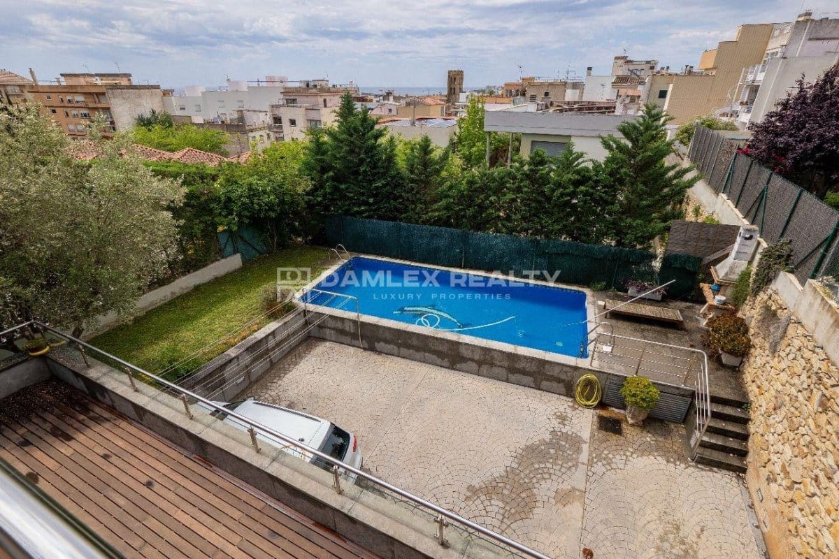 7 soveværelse Villa til salg i Blanes med swimmingpool garage - € 850.000 (Ref: 8306057)