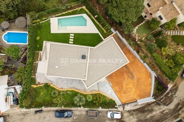 4 bedroom Villa for sale in Begur with pool garage - € 1,350,000 (Ref: 8315586)