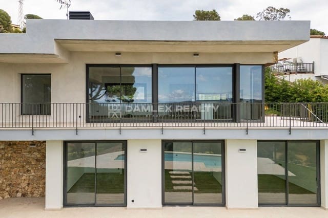 4 bedroom Villa for sale in Begur with pool garage - € 1,350,000 (Ref: 8315586)