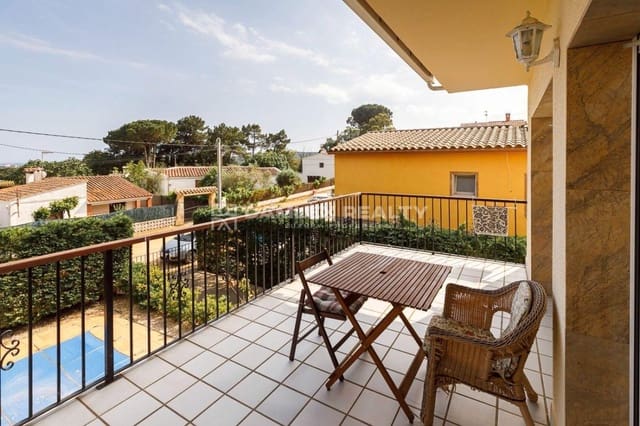 4 slaapkamer Villa te koop in Calonge i Sant Antoni met zwembad - € 490.000 (Ref: 8318943)