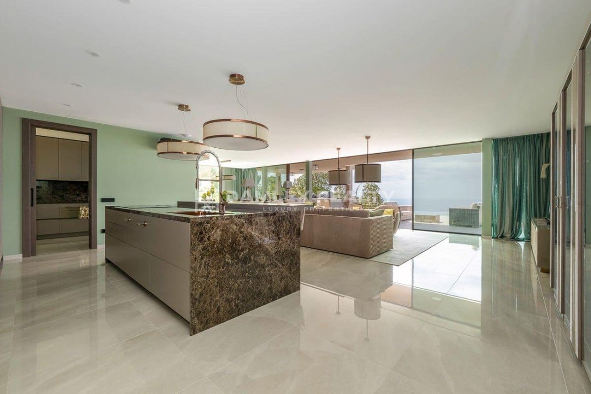 5 soveværelse Villa til salg i Lloret de Mar med swimmingpool garage - € 2.950.000 (Ref: 8338374)