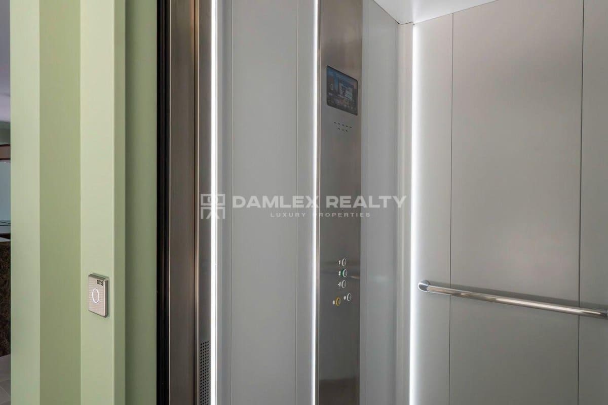 5 soveværelse Villa til salg i Lloret de Mar med swimmingpool garage - € 2.950.000 (Ref: 8338374)