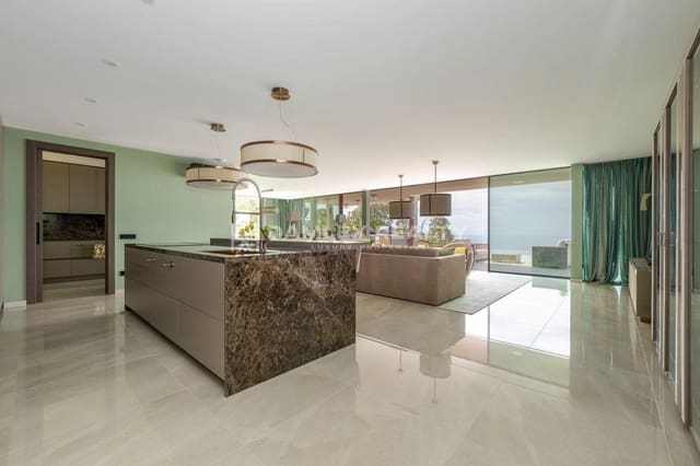 5 soveværelse Villa til salg i Lloret de Mar med swimmingpool garage - € 2.950.000 (Ref: 8338374)