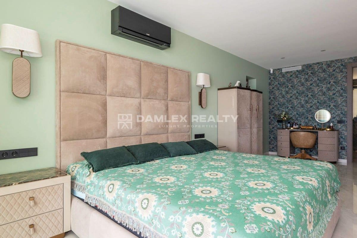 5 soveværelse Villa til salg i Lloret de Mar med swimmingpool garage - € 2.950.000 (Ref: 8338374)