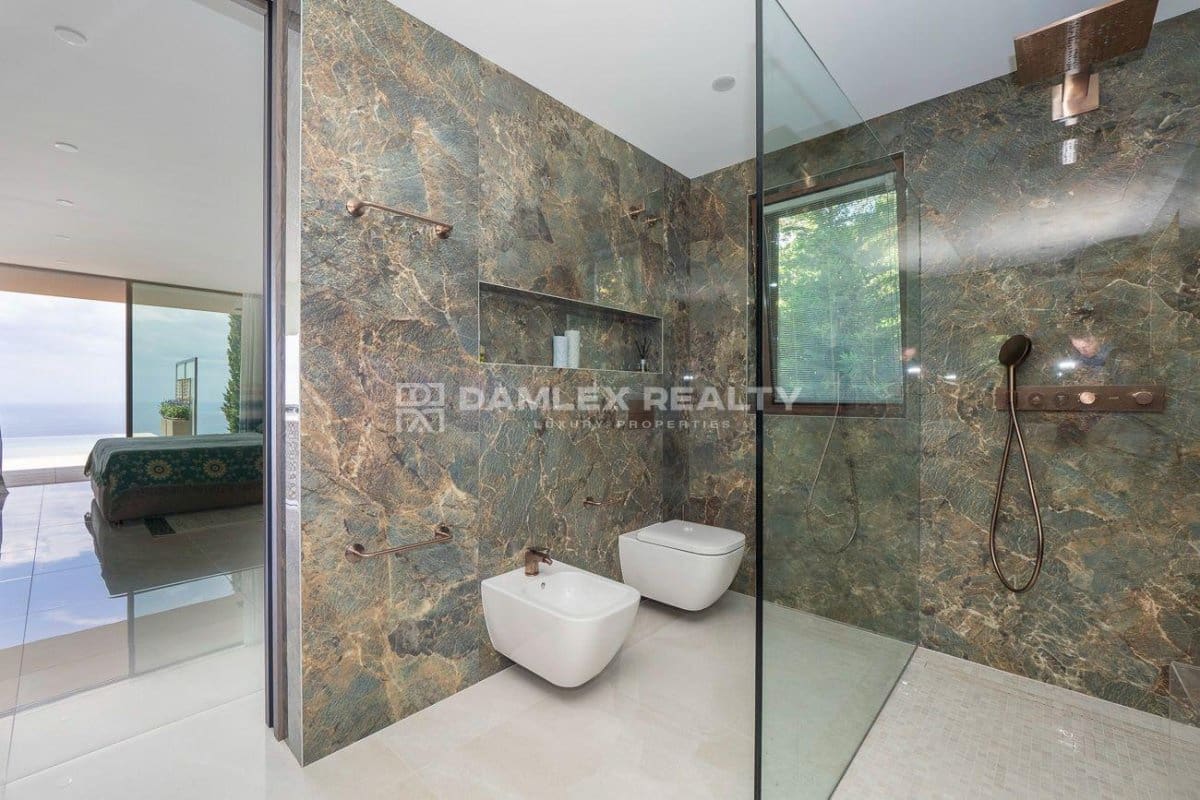 5 soveværelse Villa til salg i Lloret de Mar med swimmingpool garage - € 2.950.000 (Ref: 8338374)