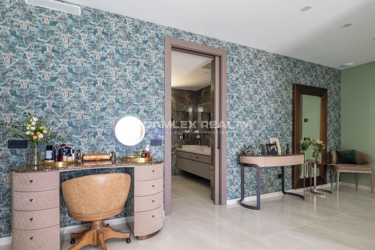 5 soveværelse Villa til salg i Lloret de Mar med swimmingpool garage - € 2.950.000 (Ref: 8338374)