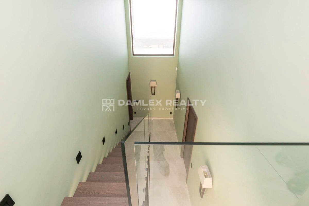 5 soveværelse Villa til salg i Lloret de Mar med swimmingpool garage - € 2.950.000 (Ref: 8338374)