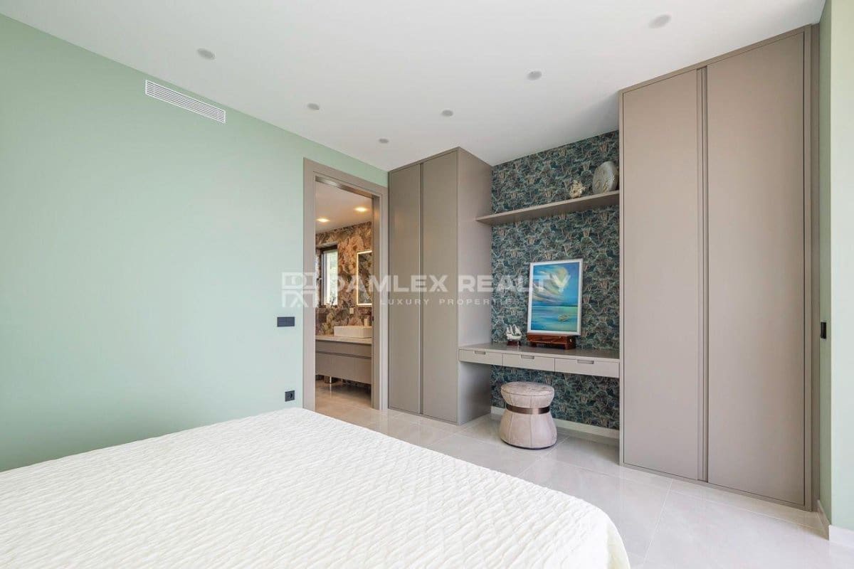 5 soveværelse Villa til salg i Lloret de Mar med swimmingpool garage - € 2.950.000 (Ref: 8338374)