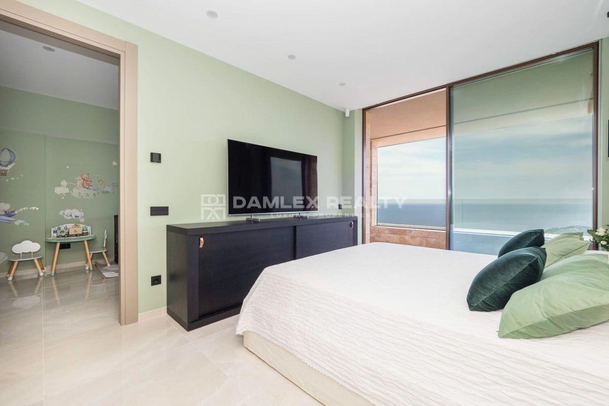 5 soveværelse Villa til salg i Lloret de Mar med swimmingpool garage - € 2.950.000 (Ref: 8338374)