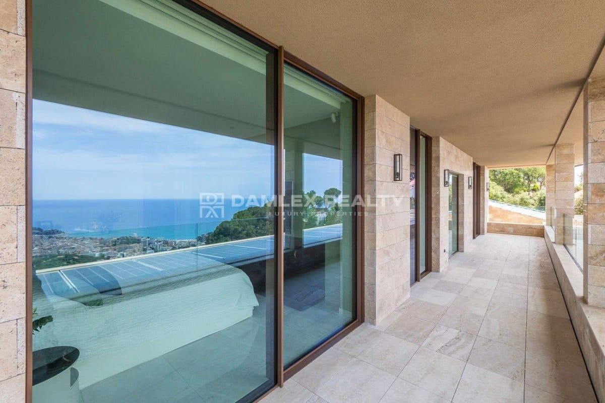 5 soveværelse Villa til salg i Lloret de Mar med swimmingpool garage - € 2.950.000 (Ref: 8338374)