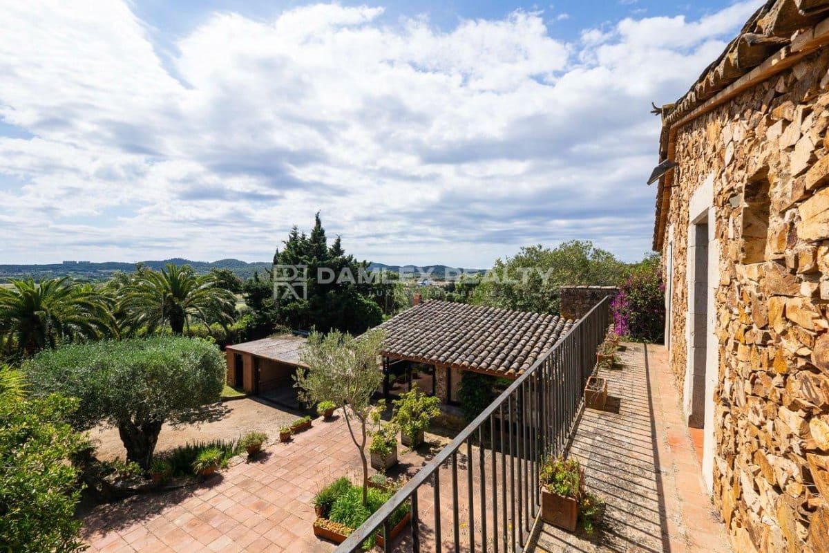 2 slaapkamer Villa te koop in Calella de Palafrugell - € 745.000 (Ref: 8342024)