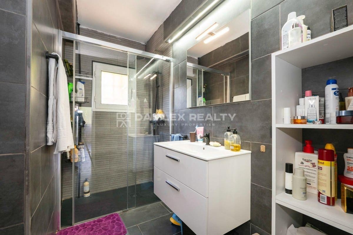 4 soveværelse Villa til salg i Santa Cristina d'Aro med swimmingpool - € 799.000 (Ref: 8344137)