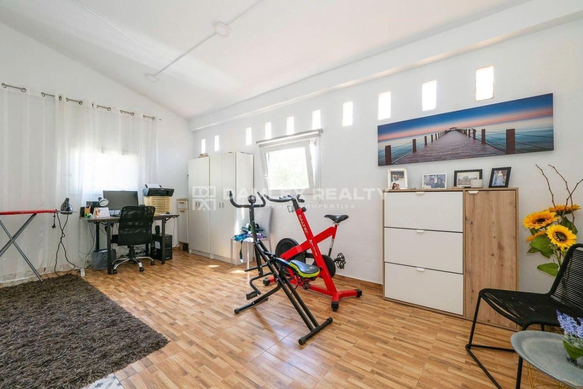 4 soveværelse Villa til salg i Santa Cristina d'Aro med swimmingpool - € 799.000 (Ref: 8344137)