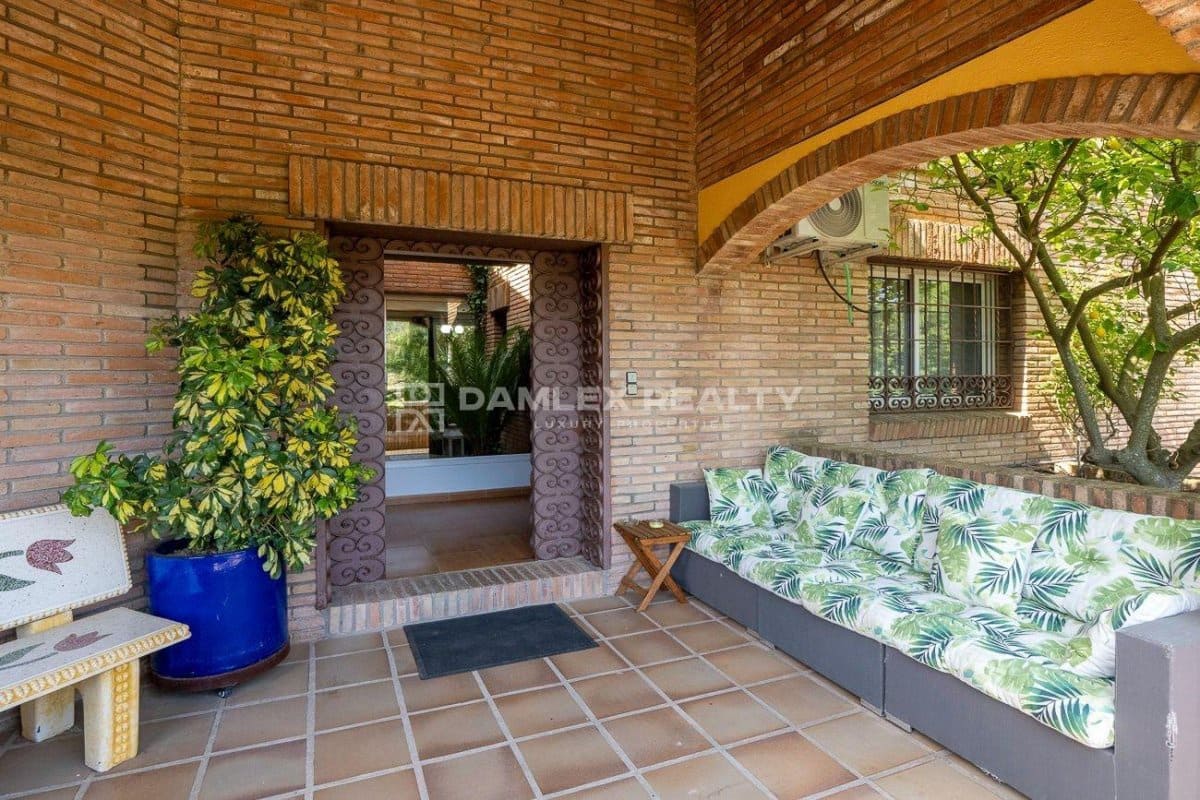 4 soveværelse Villa til salg i Santa Cristina d'Aro med swimmingpool - € 799.000 (Ref: 8344137)