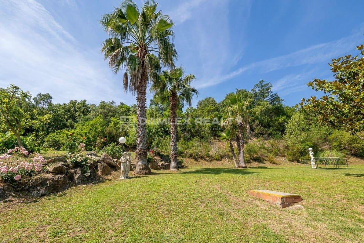 4 soveværelse Villa til salg i Santa Cristina d'Aro med swimmingpool - € 799.000 (Ref: 8344137)