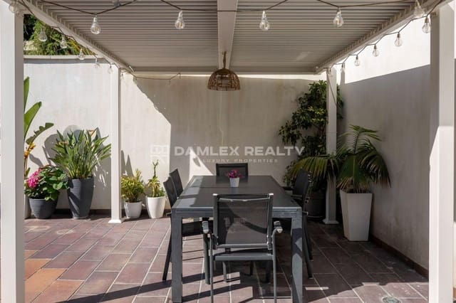 5 camera da letto Villa in vendita in Lloret de Mar con piscina garage - 795.000 € (Rif: 8344138)