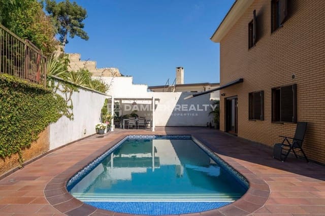 5 camera da letto Villa in vendita in Lloret de Mar con piscina garage - 795.000 € (Rif: 8344138)