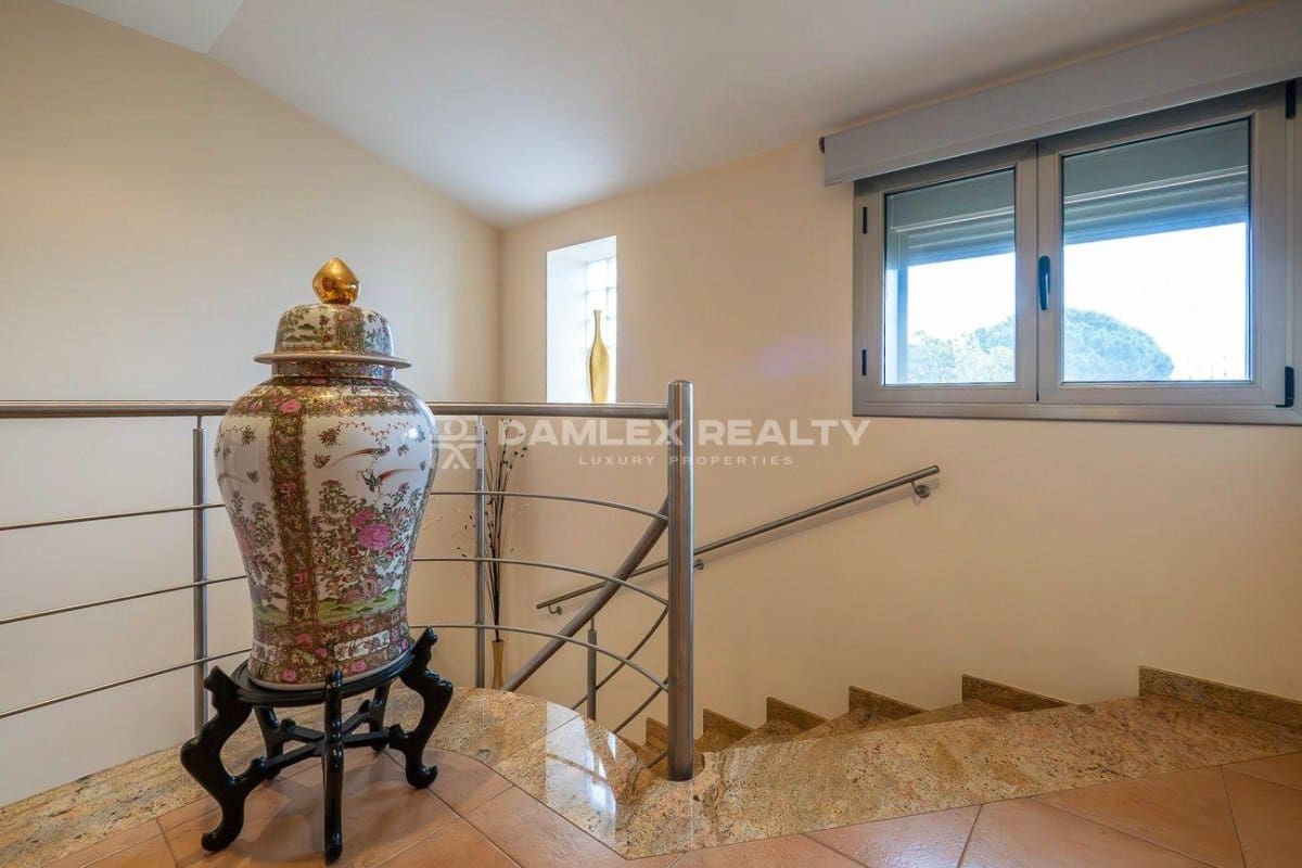 5 quarto Moradia para venda em Tossa de Mar com piscina garagem - 1 900 000 € (Ref: 8352893)