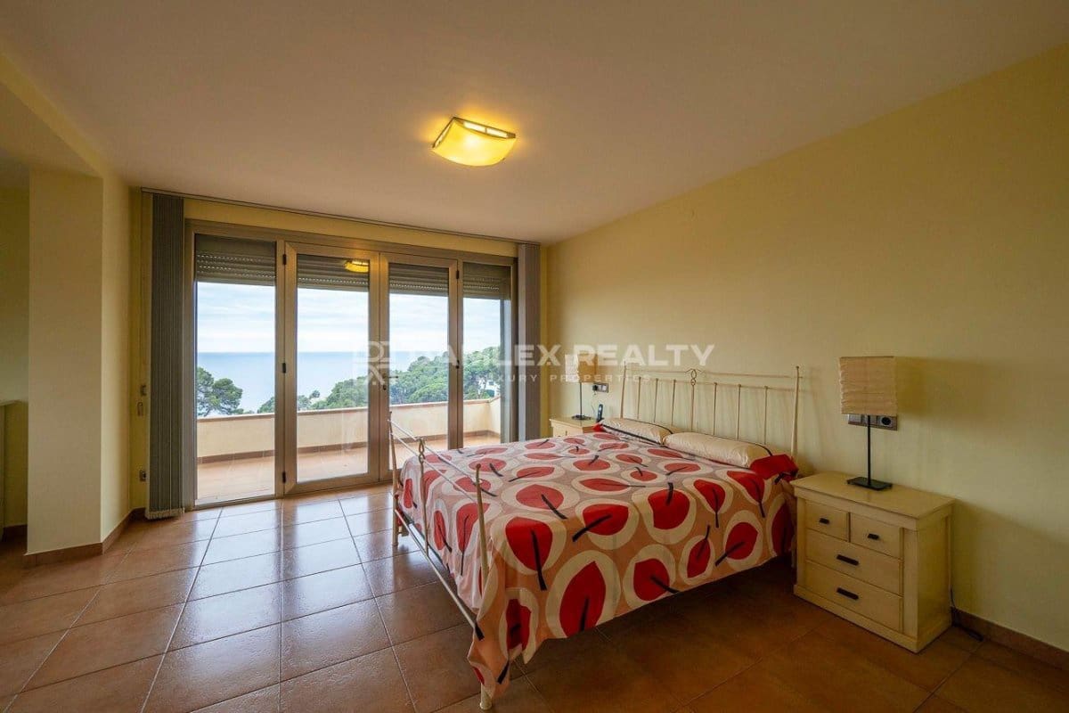 5 quarto Moradia para venda em Tossa de Mar com piscina garagem - 1 900 000 € (Ref: 8352893)