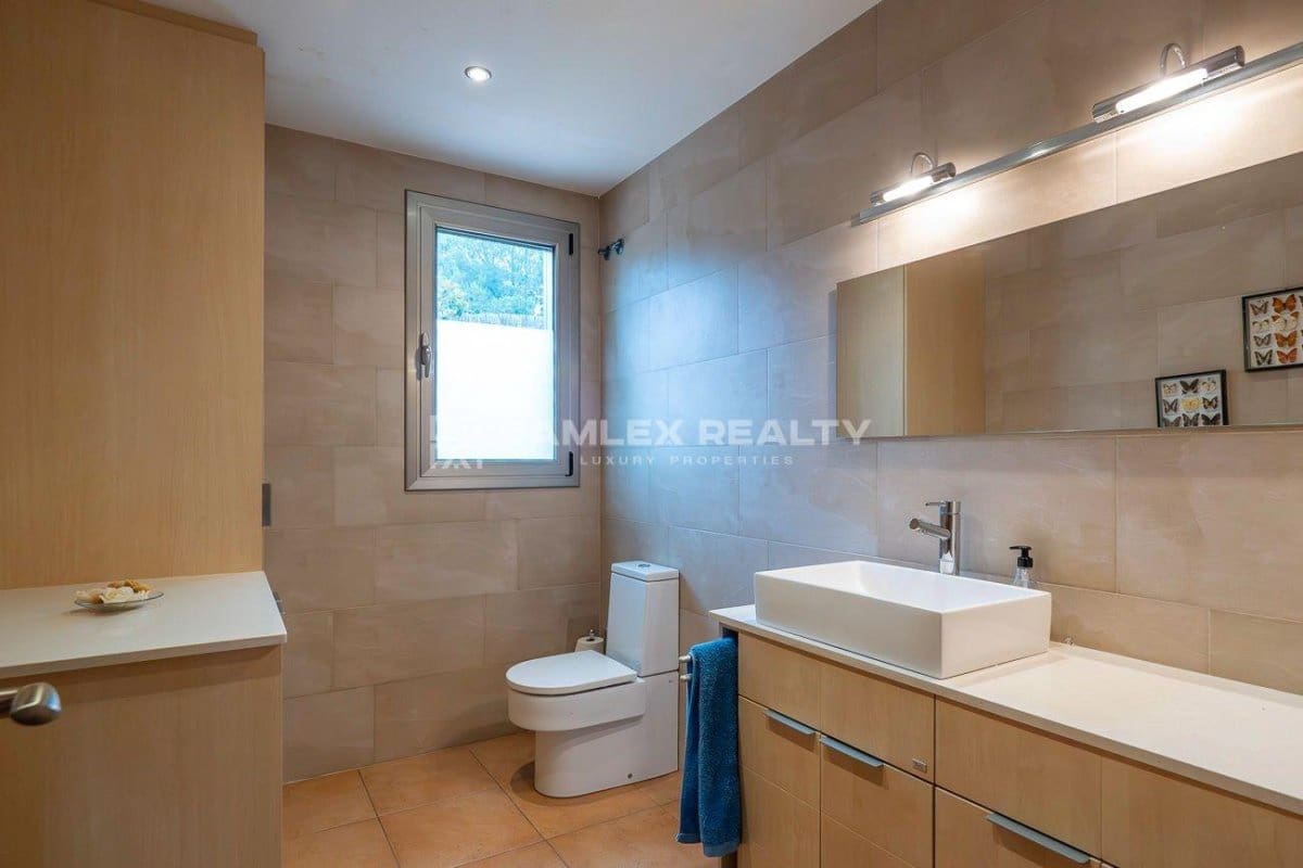 5 quarto Moradia para venda em Tossa de Mar com piscina garagem - 1 900 000 € (Ref: 8352893)