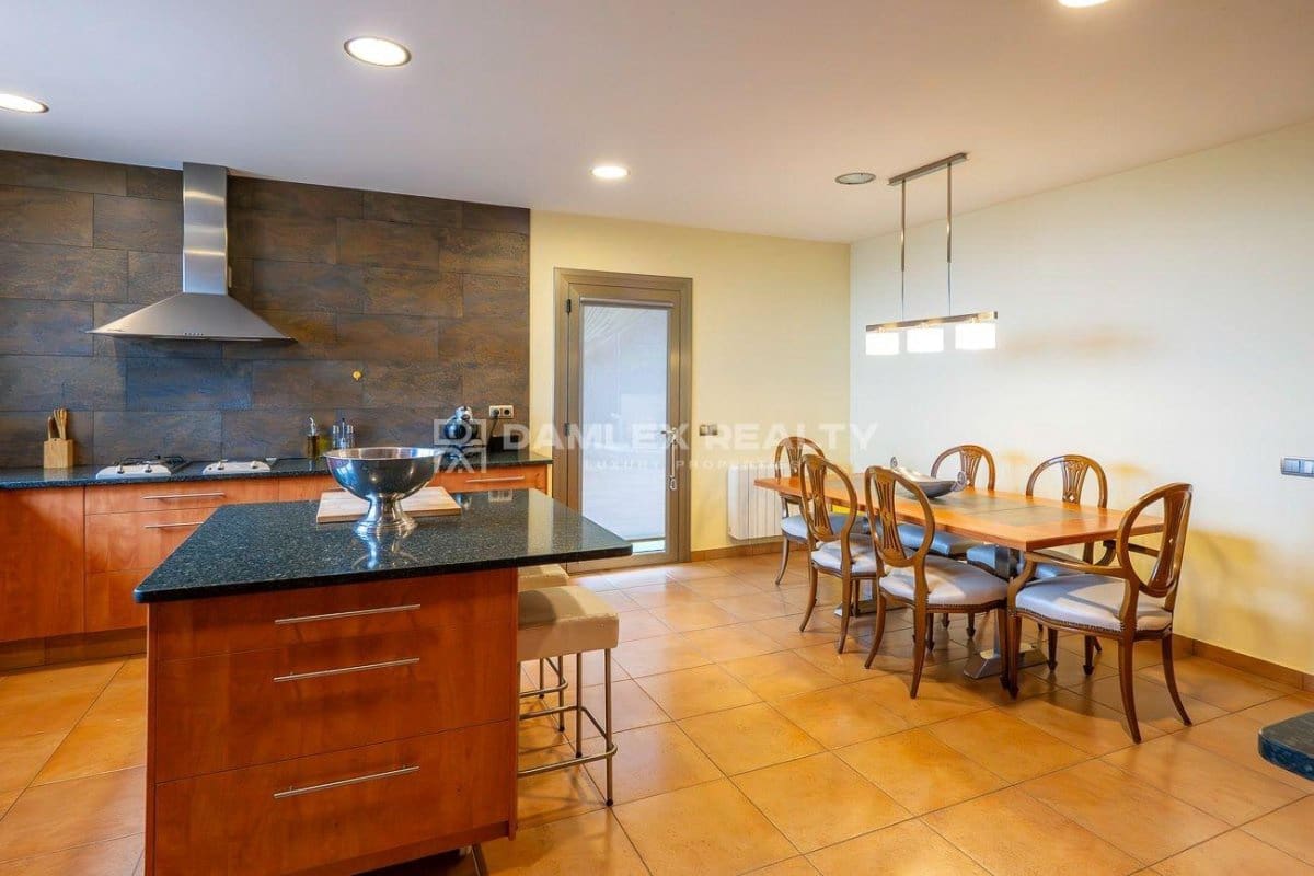 5 quarto Moradia para venda em Tossa de Mar com piscina garagem - 1 900 000 € (Ref: 8352893)