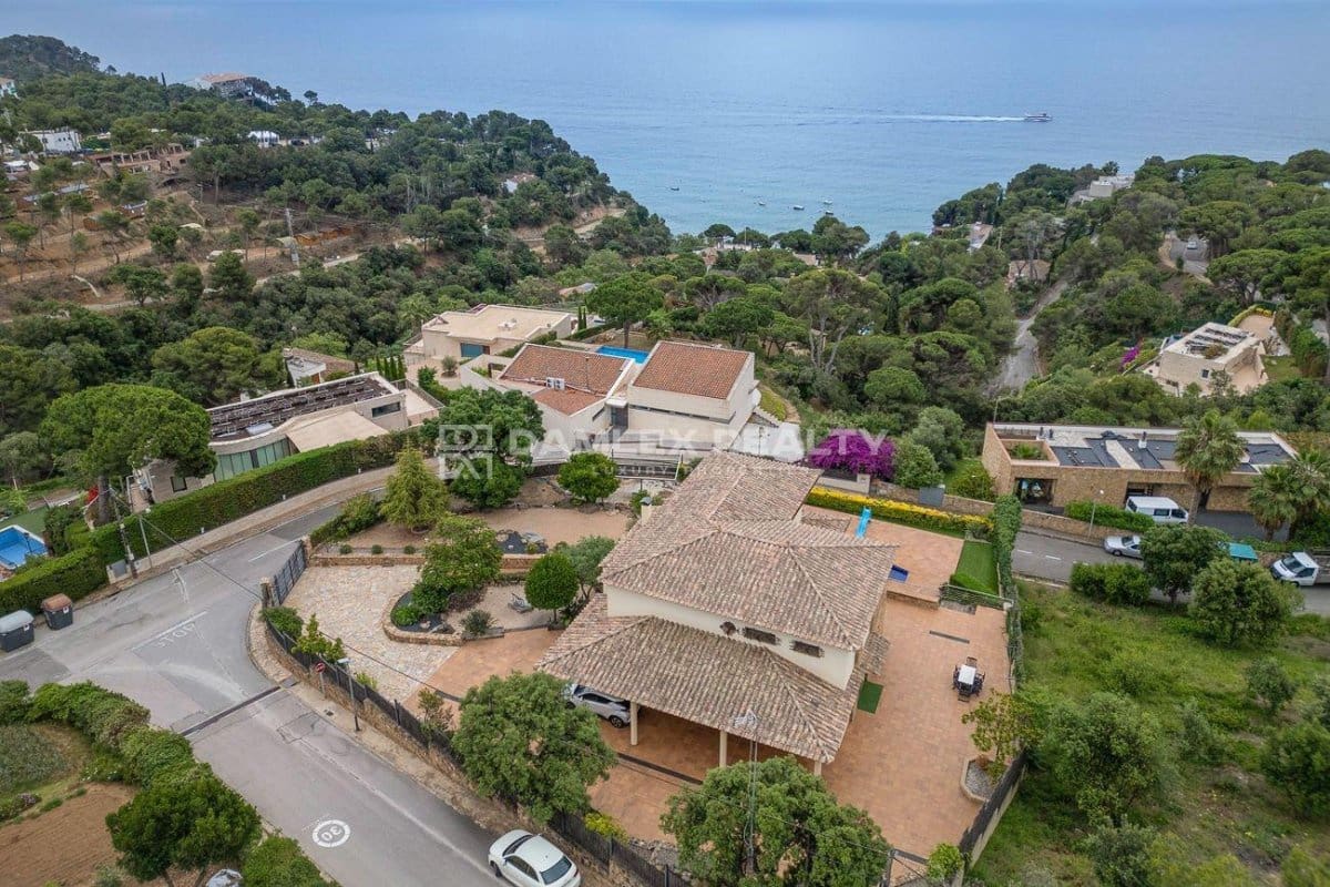 5 quarto Moradia para venda em Tossa de Mar com piscina garagem - 1 900 000 € (Ref: 8352893)