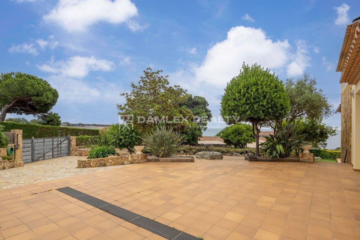 5 quarto Moradia para venda em Tossa de Mar com piscina garagem - 1 900 000 € (Ref: 8352893)