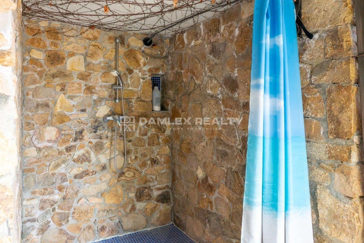 5 quarto Moradia para venda em Tossa de Mar com piscina garagem - 1 900 000 € (Ref: 8352893)