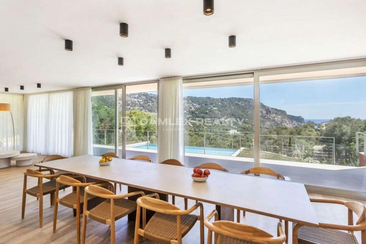 7 slaapkamer Villa te koop in Begur met zwembad garage - € 2.350.000 (Ref: 8370824)