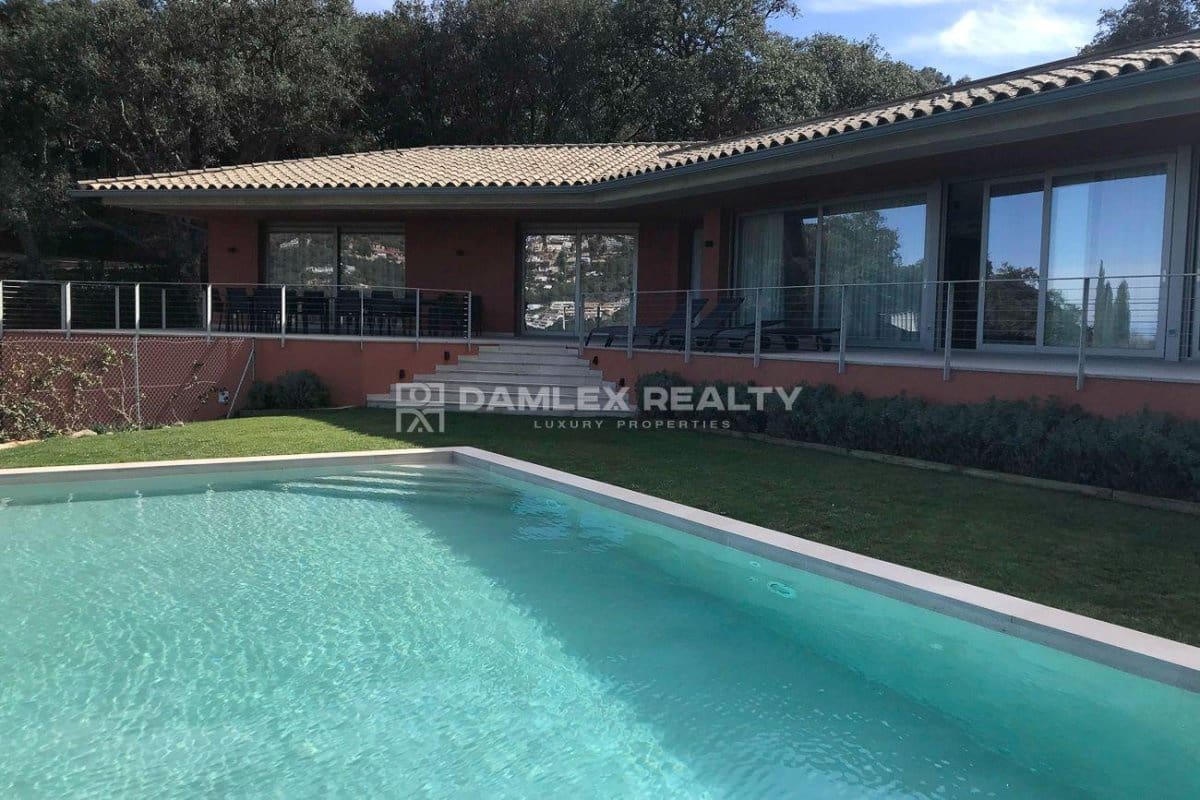 7 slaapkamer Villa te koop in Begur met zwembad garage - € 2.350.000 (Ref: 8370824)