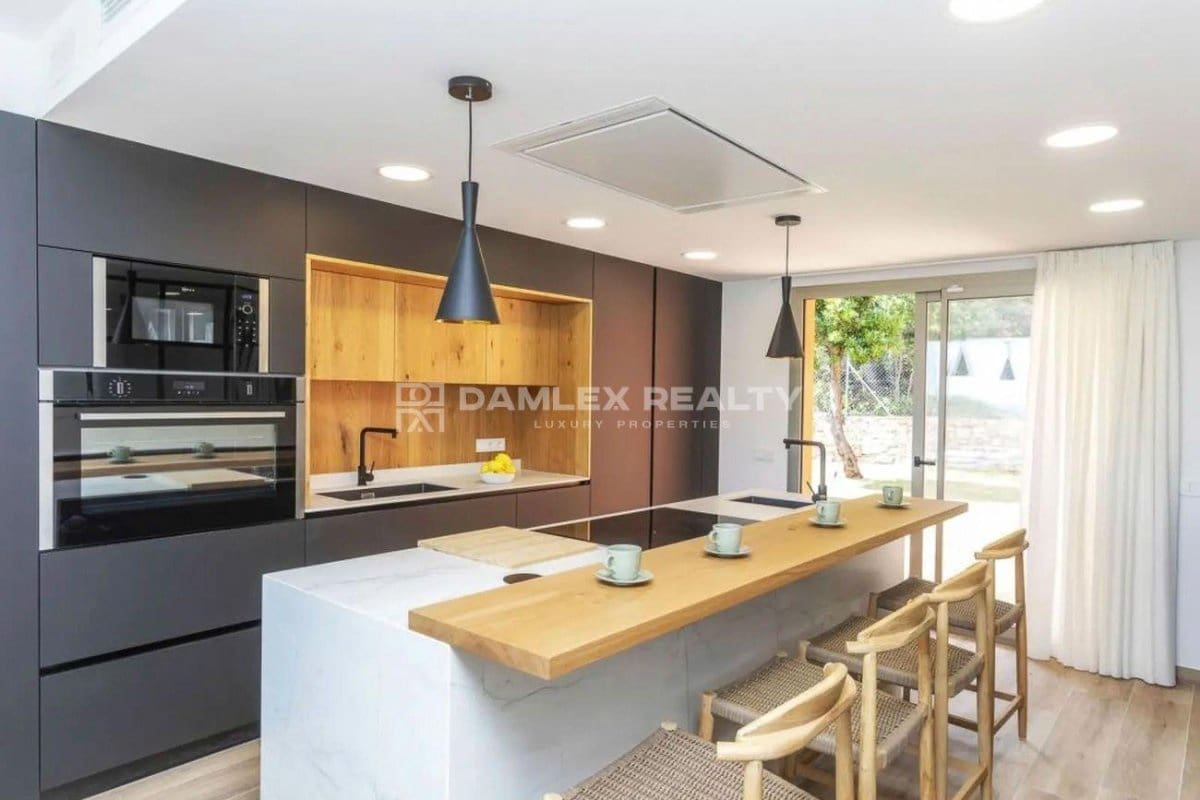 7 slaapkamer Villa te koop in Begur met zwembad garage - € 2.350.000 (Ref: 8370824)