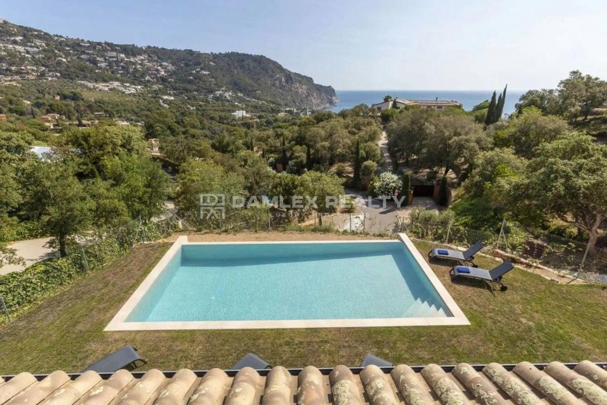 7 slaapkamer Villa te koop in Begur met zwembad garage - € 2.350.000 (Ref: 8370824)
