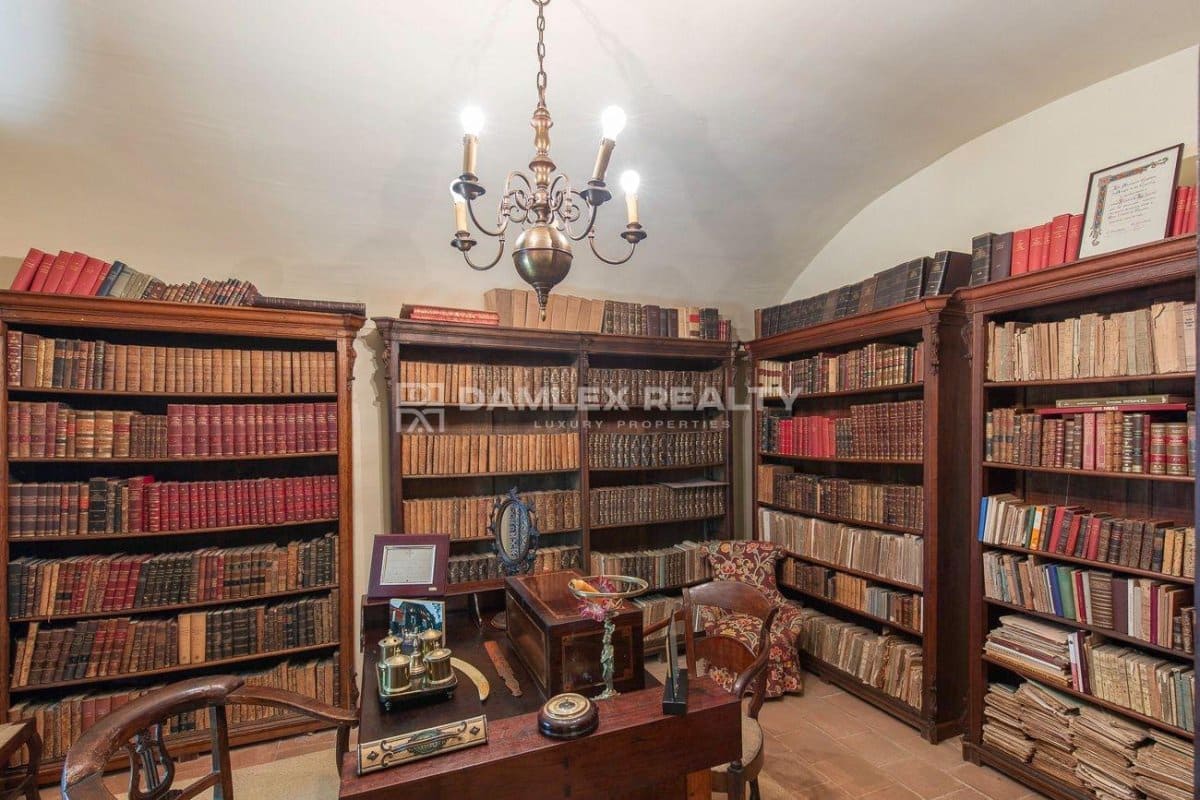 17 slaapkamer Villa te koop in Santa Cristina d'Aro met zwembad - € 4.700.000 (Ref: 8374046)