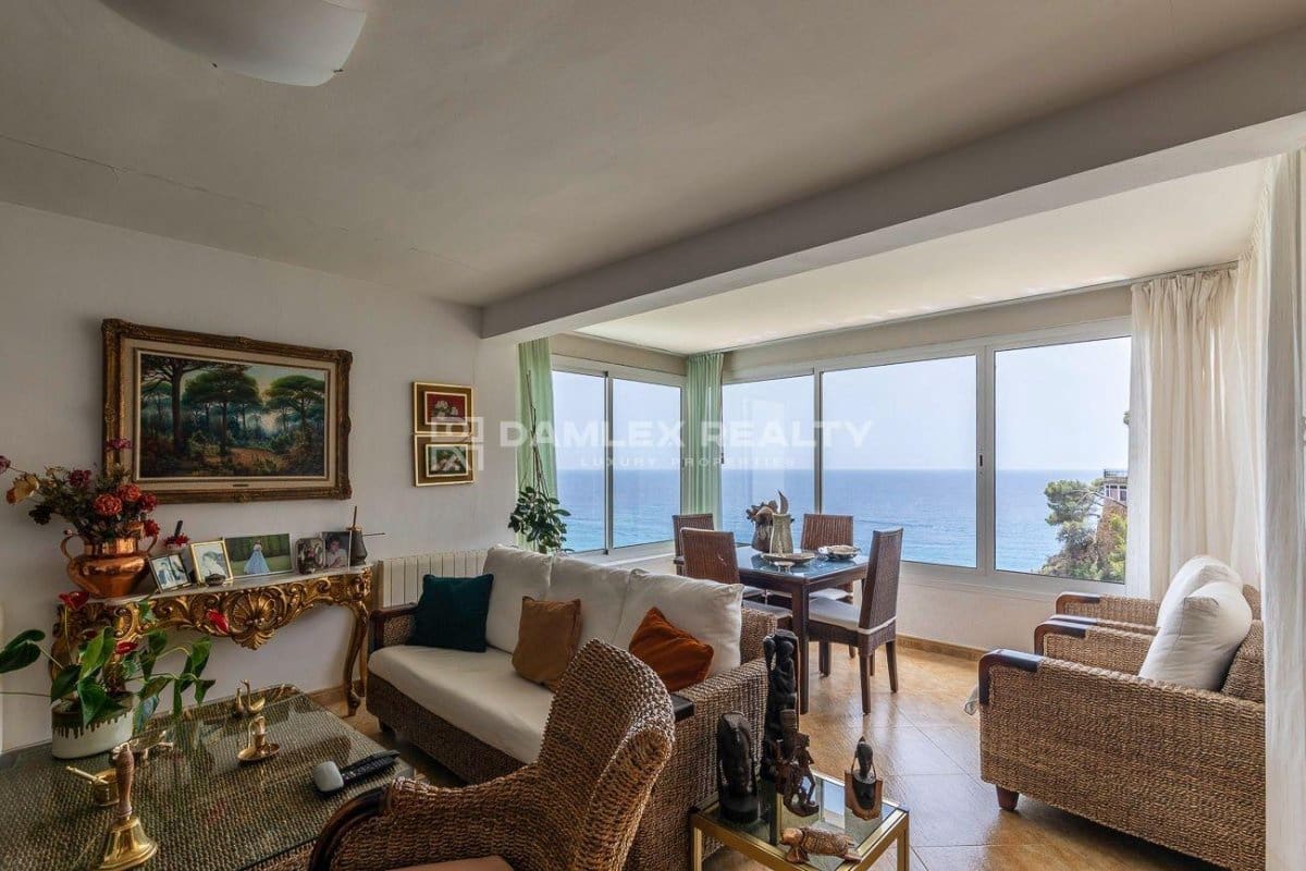 5 camera da letto Villa in vendita in Lloret de Mar con garage - 1.500.000 € (Rif: 8398984)