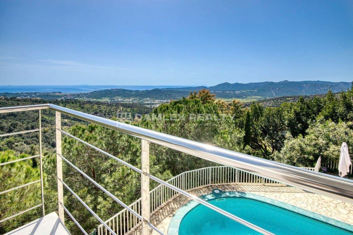 4 sovrum Villa till salu i Platja d'Aro med pool - 1 590 000 € (Ref: 8401877)