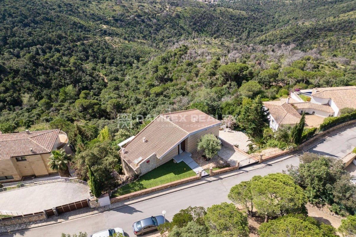 4 sovrum Villa till salu i Platja d'Aro med pool - 1 590 000 € (Ref: 8401877)