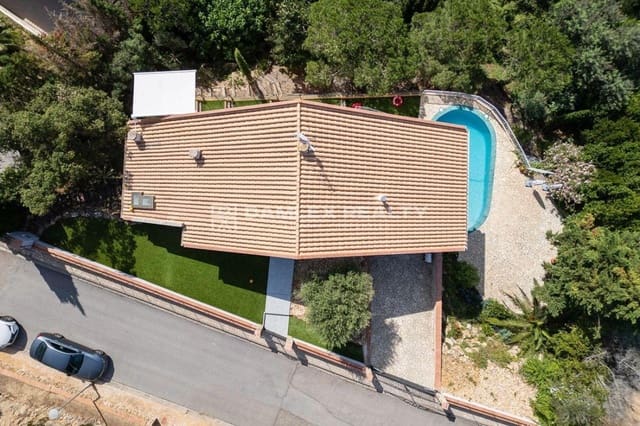 4 sovrum Villa till salu i Platja d'Aro, Castell-Platja d'Aro med pool - 1 590 000 € (Ref: 8401877)