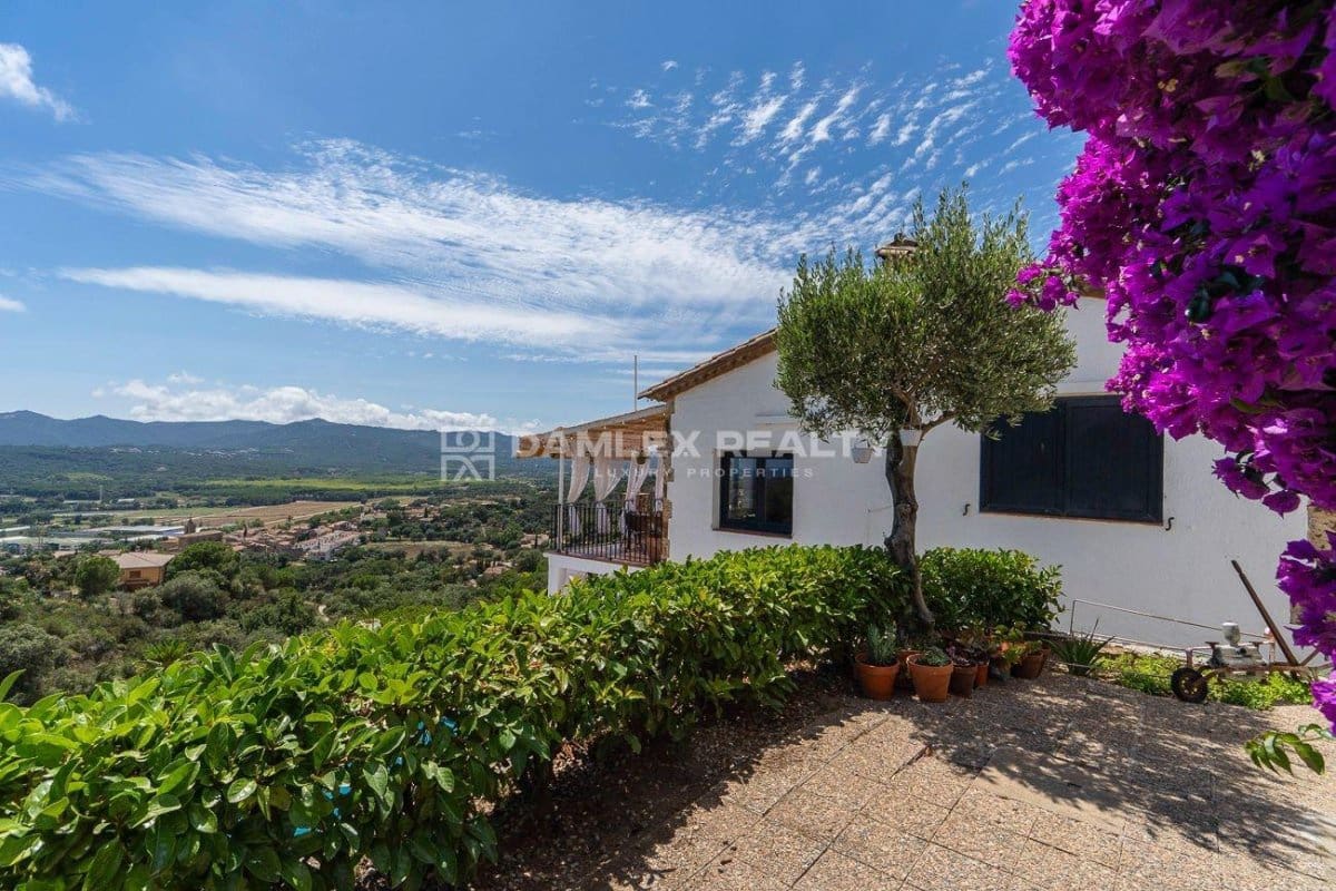 5 chambre Villa/Maison à vendre à Platja d'Aro avec piscine - 1 000 000 € (Ref: 8412910)