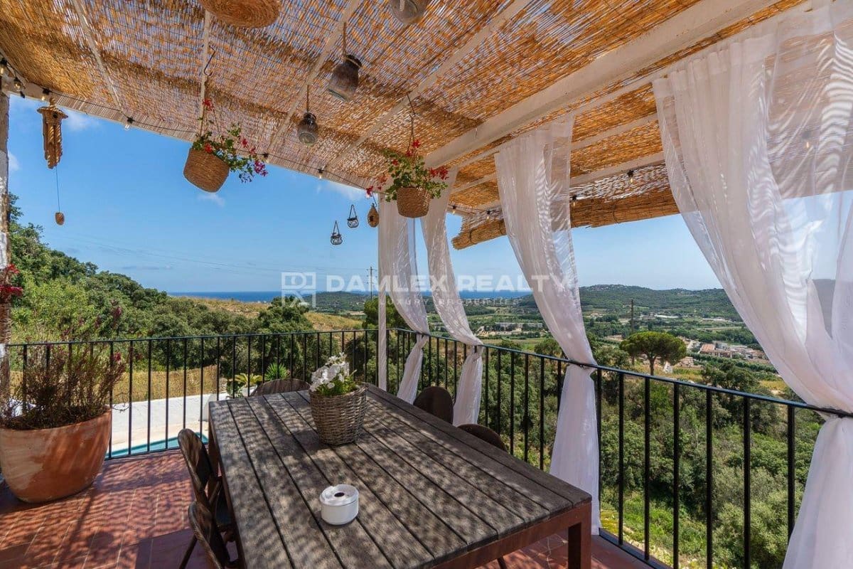 5 chambre Villa/Maison à vendre à Platja d'Aro avec piscine - 1 000 000 € (Ref: 8412910)