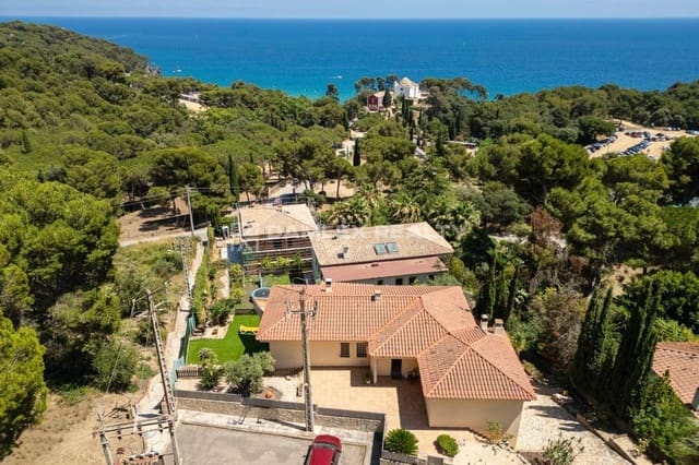 6 slaapkamer Villa te koop in Blanes met zwembad garage - € 955.000 (Ref: 8419010)