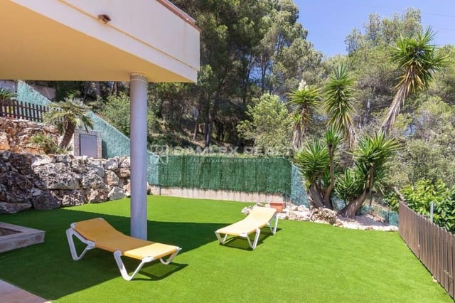 6 slaapkamer Villa te koop in Blanes met zwembad garage - € 955.000 (Ref: 8419010)