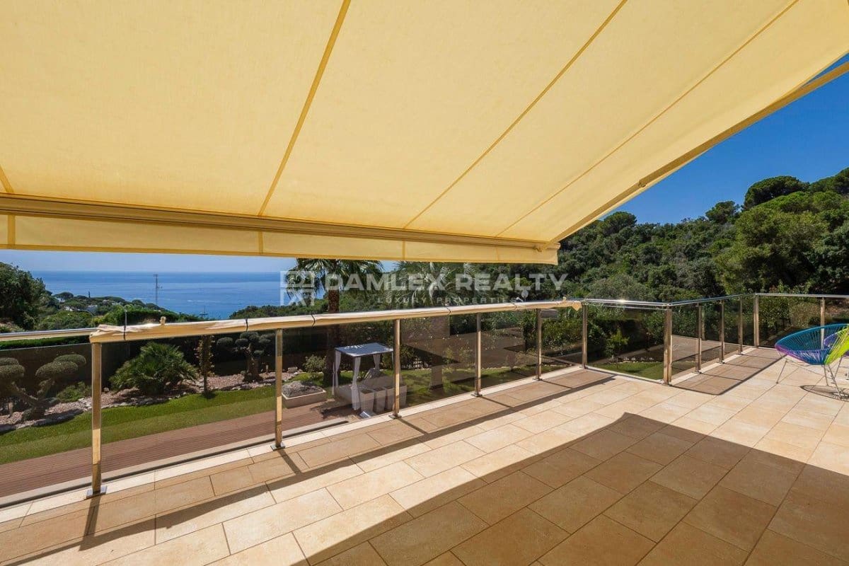 5 slaapkamer Villa te koop in Tossa de Mar met zwembad garage - € 2.500.000 (Ref: 8432195)